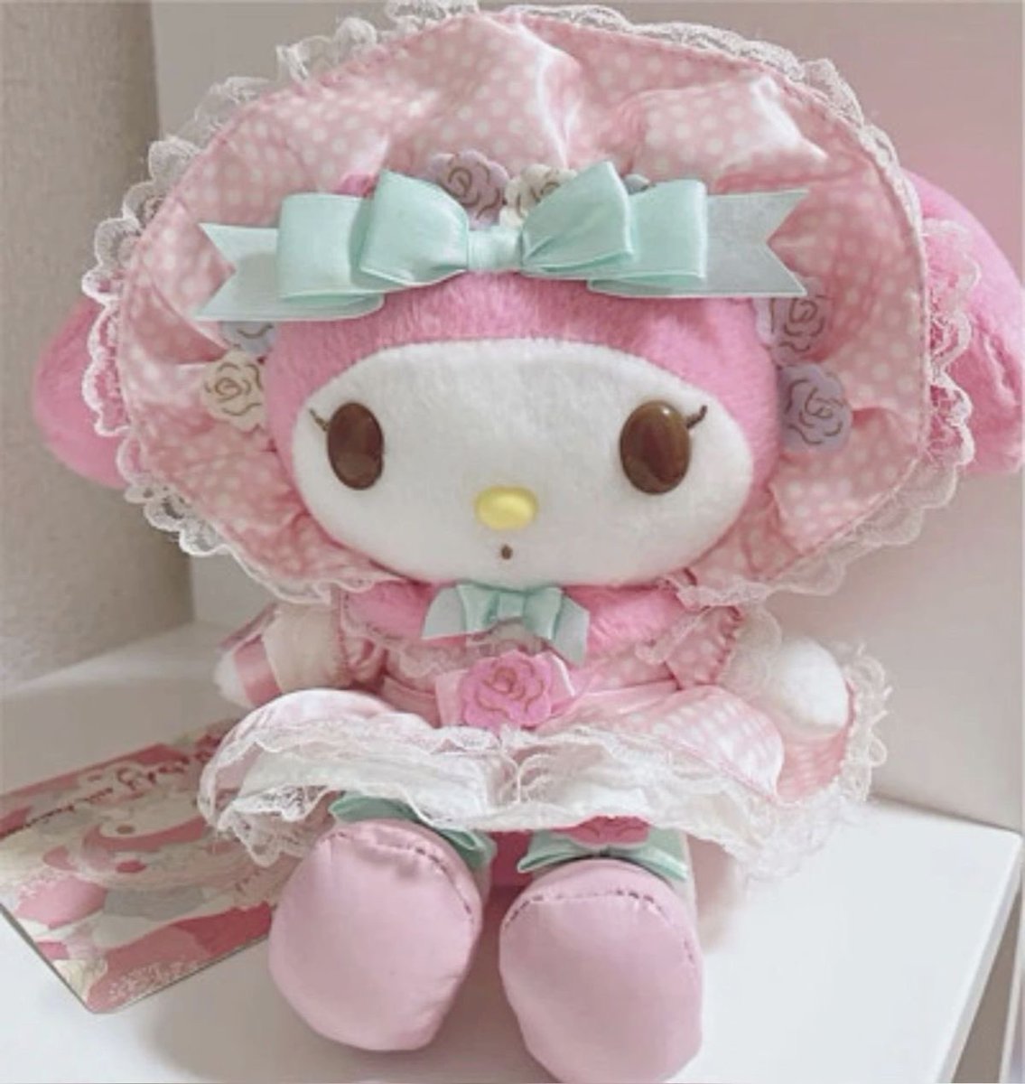 lapafaits's tweet photo. this my melo plush so princessy i'm in love https://t.co/1c5hoaBcpX