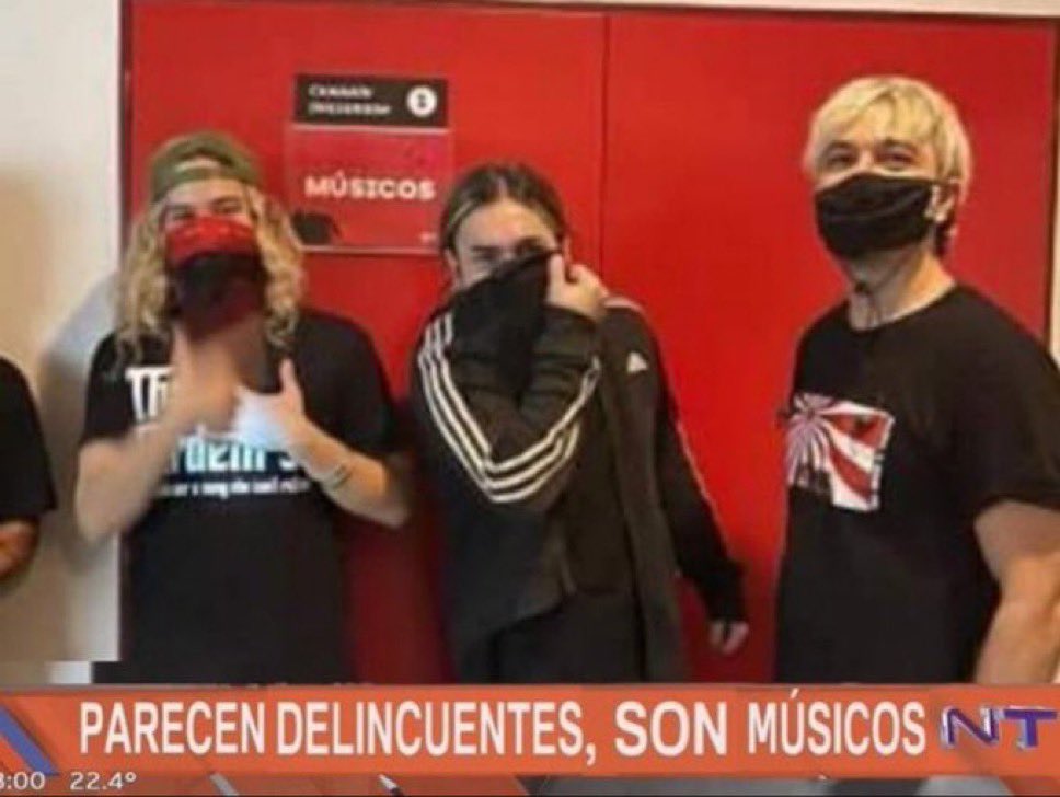 cataerbakera's tweet photo. 99 de octubre y siguen sin anunciar https://t.co/Bdm7X2TN7v