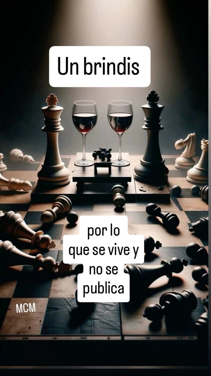 m7medina's tweet photo. Un brindis... https://t.co/GvSMM6F91B