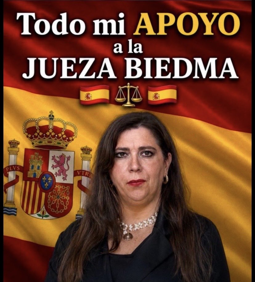 Anacunetas55's tweet photo. Larga vida a la 
Juez Biedma.

Pásalo. https://t.co/4GMWXIJtEv