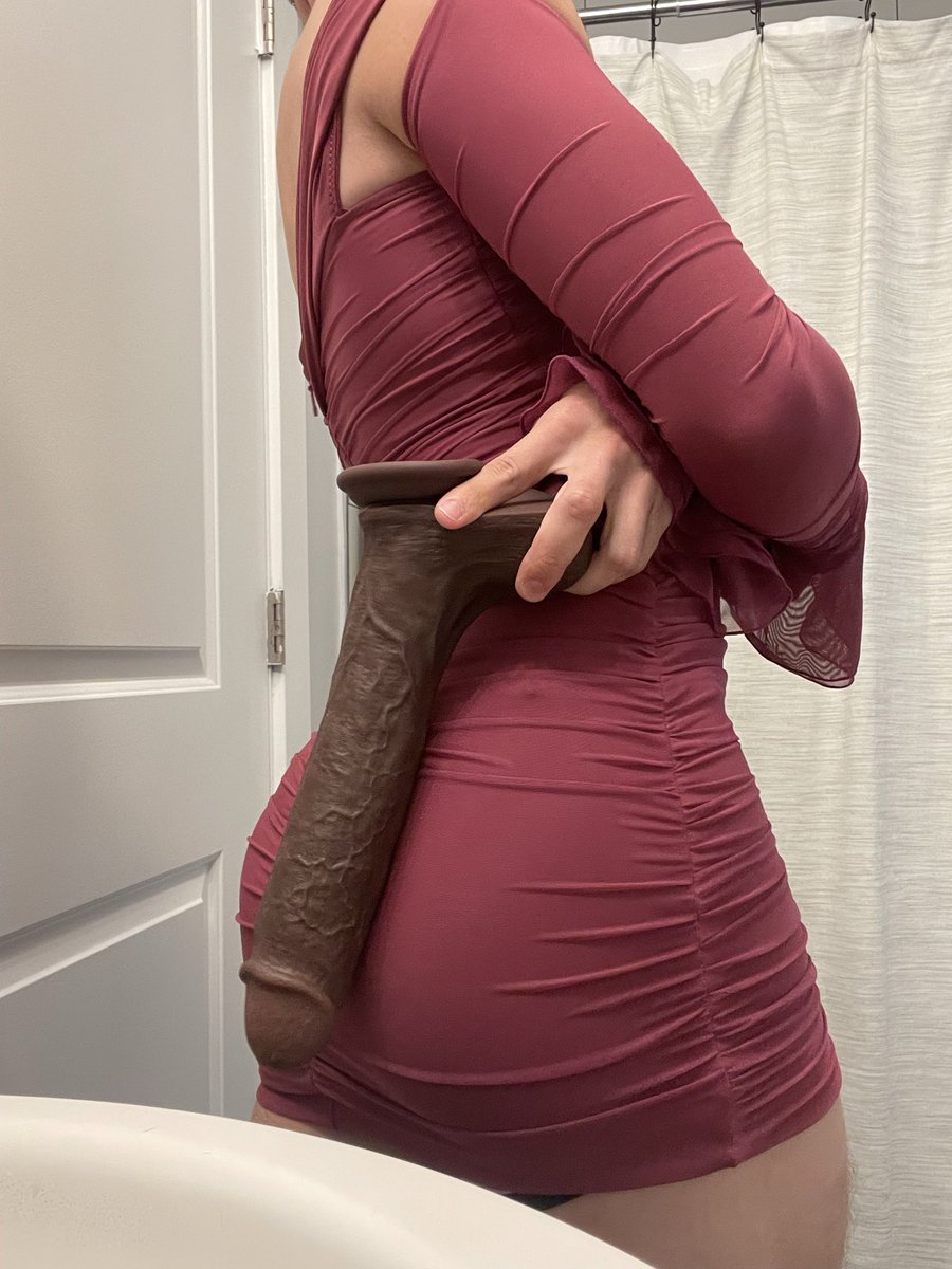 BNWOSisssy's tweet photo. Who wants this Juicy Sissy Ass my tight little bussy can take all of your dick #BBC #BNWO #Sissy https://t.co/UdKif5vg0O