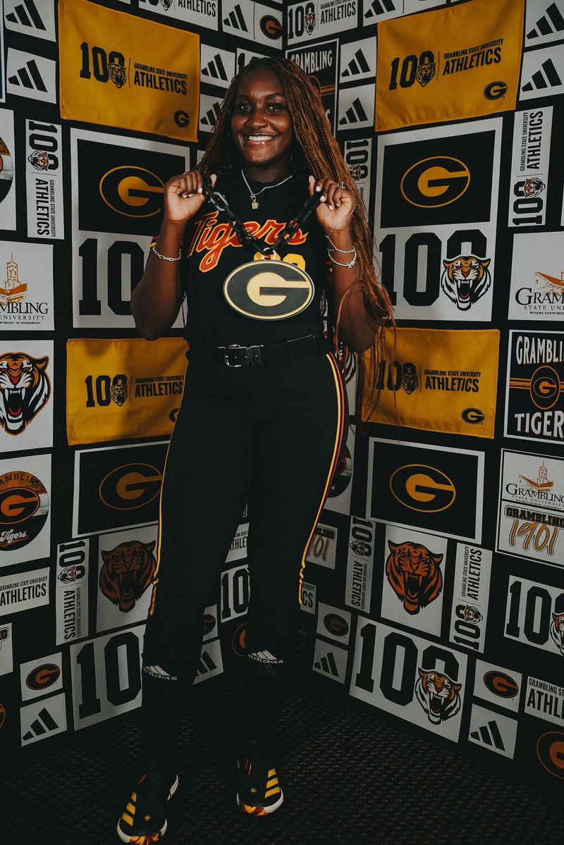 FLStormMasso's tweet photo. We are incredibly excited to announce Kiah Haston has committed to Grambling State University and will be pursuing her dream of playing Division 1 softball. Congratulations, Kiah! We love you and are so incredibly proud of you ❤️🫶🏽 @KiahHaston11 @GSUSOFTBALL @GSU_TIGERS https://t.co/gJoX4vLyUO