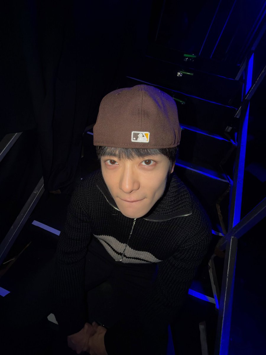 chd127's tweet photo. 인스타 드가자마자 압도당함 https://t.co/UH4UfINQ77