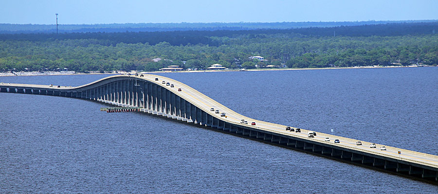 EnterpriseHolt's tweet photo. Mid-Bay Bridge tolls have been suspended. https://t.co/MopwvSkFM7