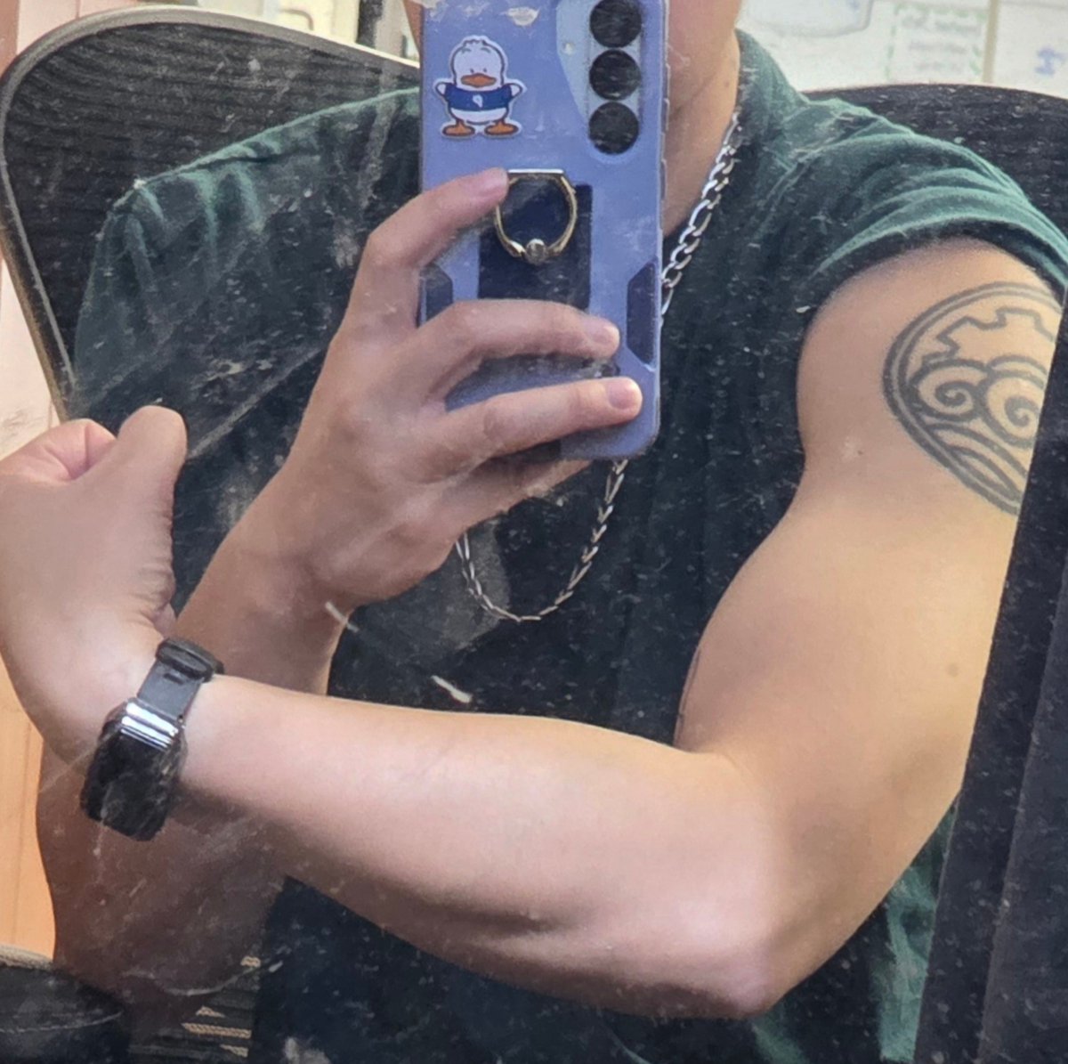 Bakla247's tweet photo. Happy International Lesbian Day! I got this Korrasami tattoo years ago because that pairing helped me come out to myself. I hope everyone feels love today!

I'm proud of myself and happy in my body. (Still trying to bulk up tho 😅) https://t.co/lcktfN58qe