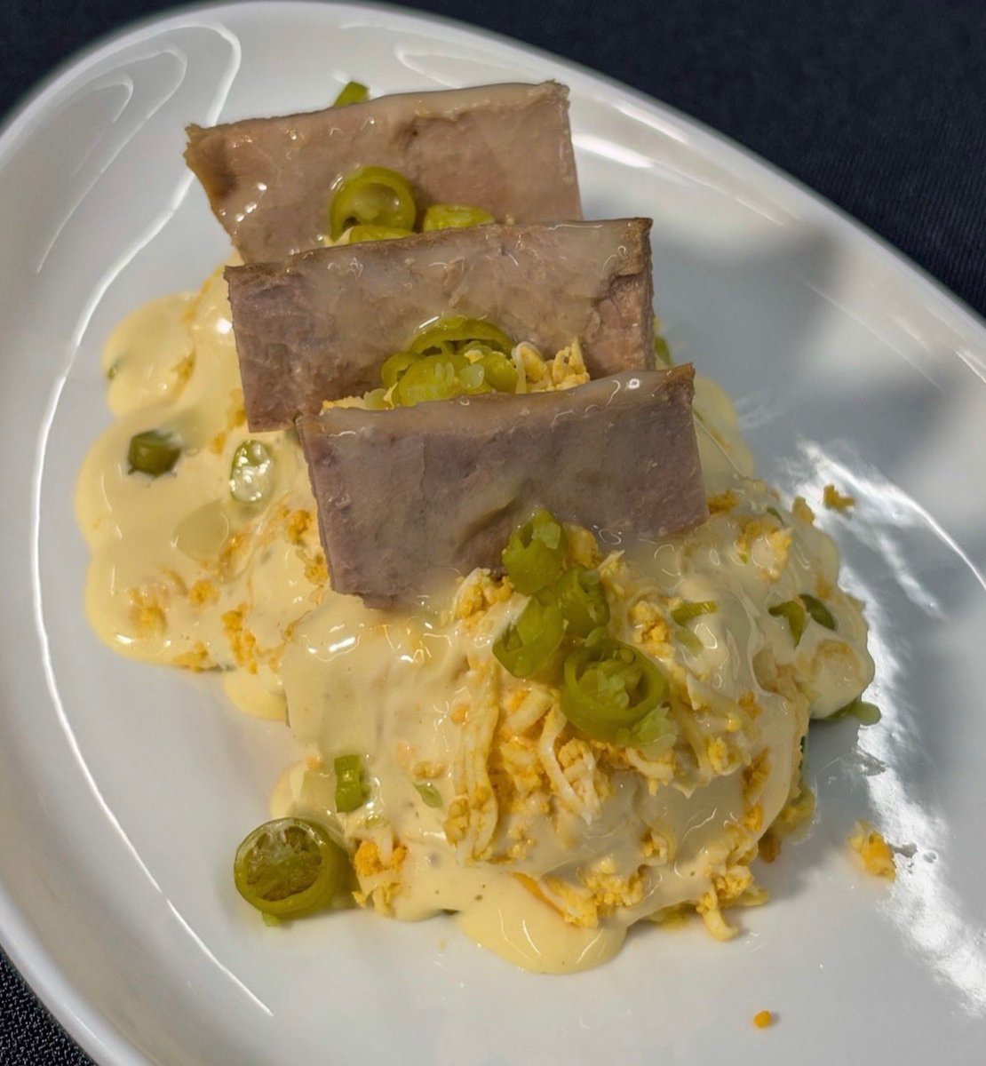 gastroplanet_'s tweet photo. TRAGATÁ, ENSALADILLA CAMPEONA DE CAMPEONAS! 

#tragata #ronda gana la final de ensaladillas en @ssgastronomika .Ya estaba entre nuestras favoritas de GastroPlanet! Y el bosss @albgranados presentó el concurso.

Todas las ensaladillas de GastroPalnet aquí:
https://t.co/Hmug5CPk6L https://t.co/Edc495mCfe