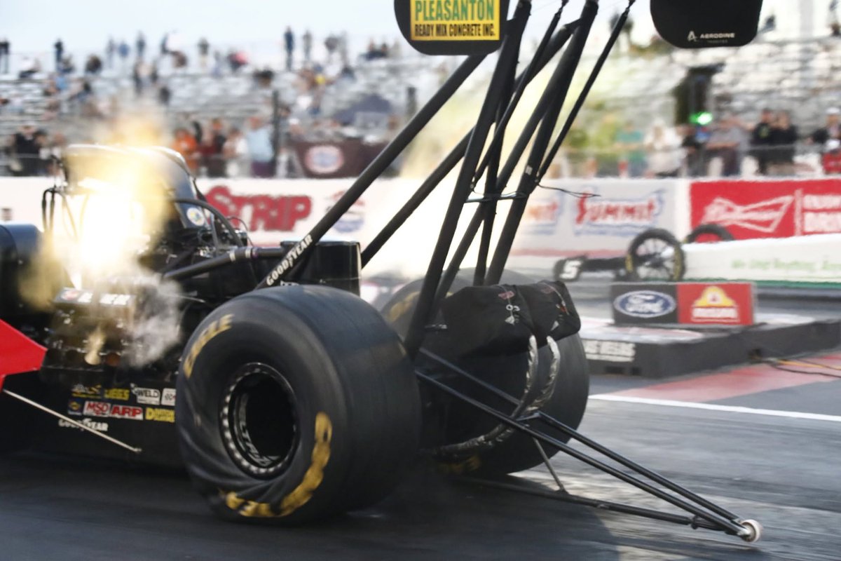 LVMotorSpeedway's tweet photo. Now that we have a new #SouthPoint400 winner, it's all eyes on NHRA. 👀

The Mopar NHRA Las Vegas Nationals hit The Strip Oct. 30-Nov. 1.

🎟️ https://t.co/MNkZYf42HW https://t.co/KS79EXZmph
