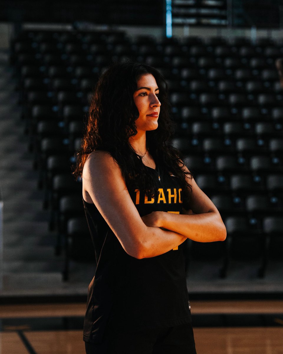 VandalsWBB's tweet photo. ✌️ https://t.co/pYfPyGqpzc