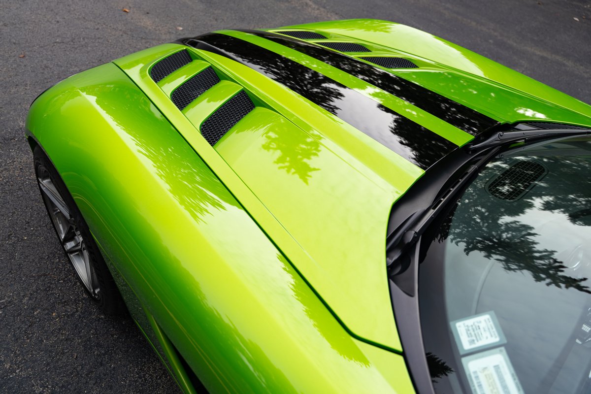 AreteAutoSalon's tweet photo. Superior gloss, ultimate protection- nothing but the best with CQUARTZ Finest Reserve on this Snakesking Green Viper. Take your paint to the next level with a CQUARTZ ceramic coating at Arete! https://t.co/A0mmxe3Qmm