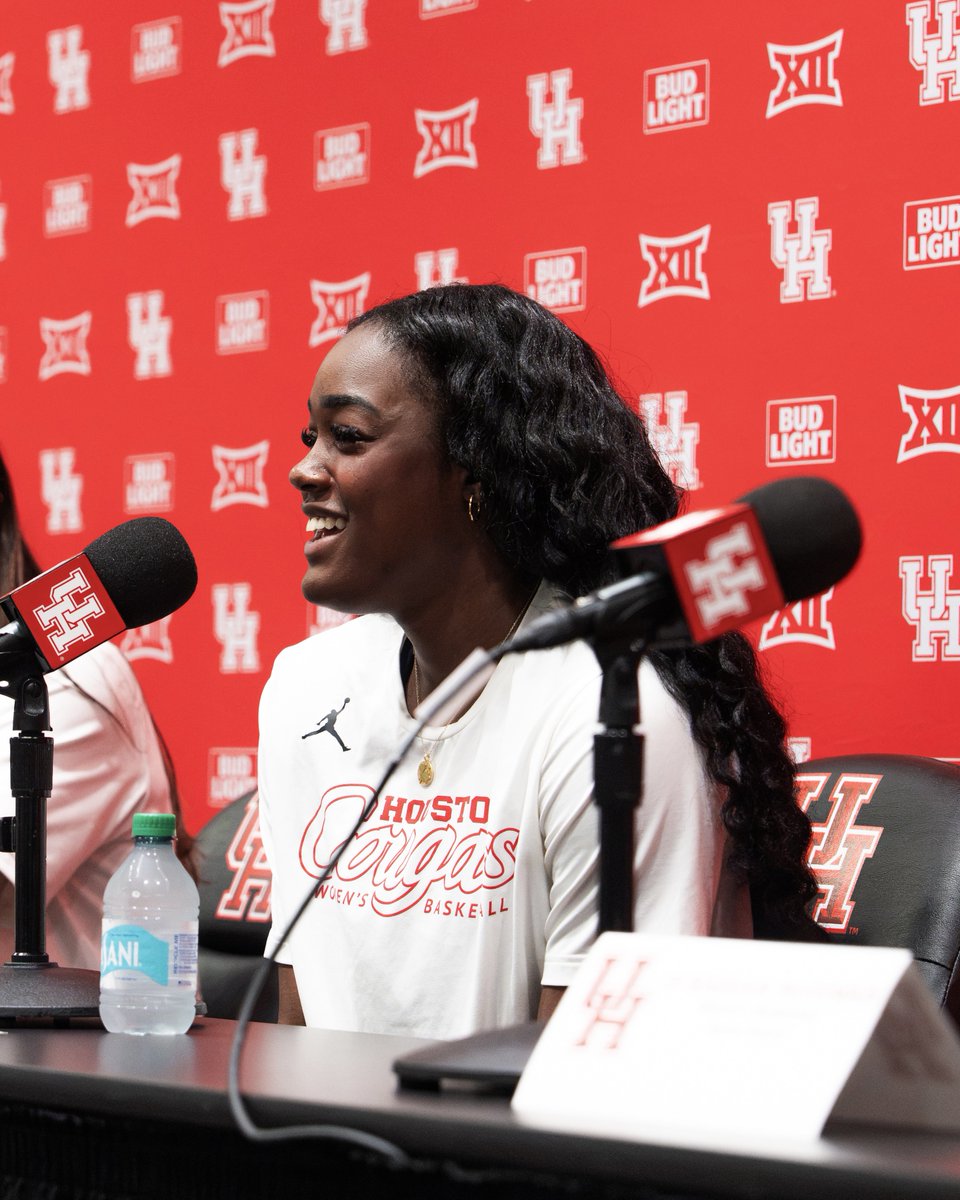 UHCougarWBB tweet picture