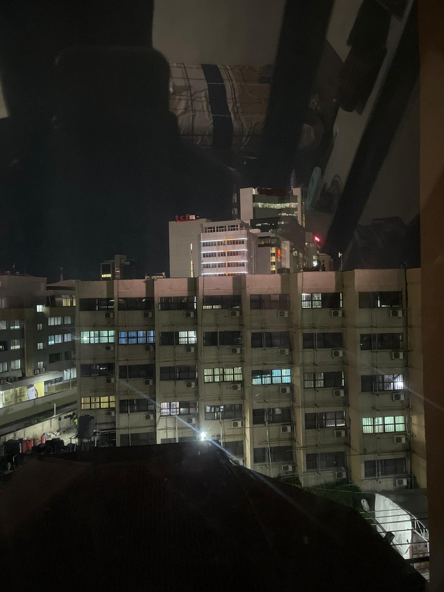 i_shamimiruddy's tweet photo. We in the O block hostels that year, looking at the so-called Executive Rooms obviously having a freak off or something from an Epstein file🙃🤝🌚😂 https://t.co/zTnL0Bjnwi