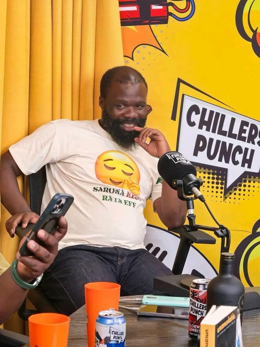 Mashiane_ZA's tweet photo. Hello Fellow South Africans My Name is Benjy I spill Beans 🫘 for a living 🤭 https://t.co/4uiHm0ZKDW