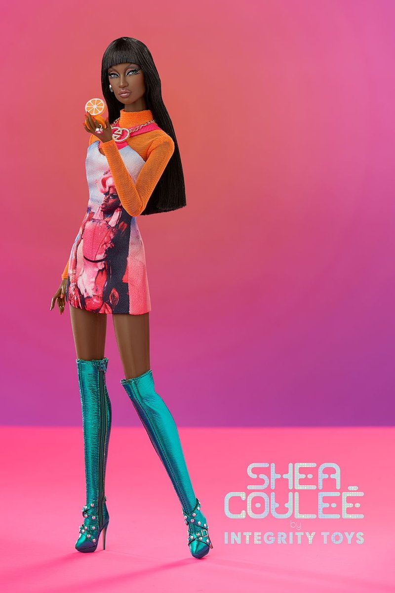 GlamFairySparks's tweet photo. The Shea Couleé Doll by Integrity Toys https://t.co/1hA3ByZSGy