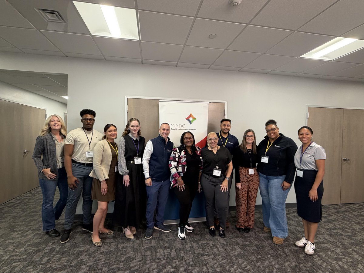 ESFCU's tweet photo. Several of our Ambassadors recently attended Momentum 2026, the MD|DC Credit Union Association’s Young Professionals Summit, a two-day conference that brought together emerging credit union professionals from across the region for leadership development, networking and more. https://t.co/9TdZyMXFEM