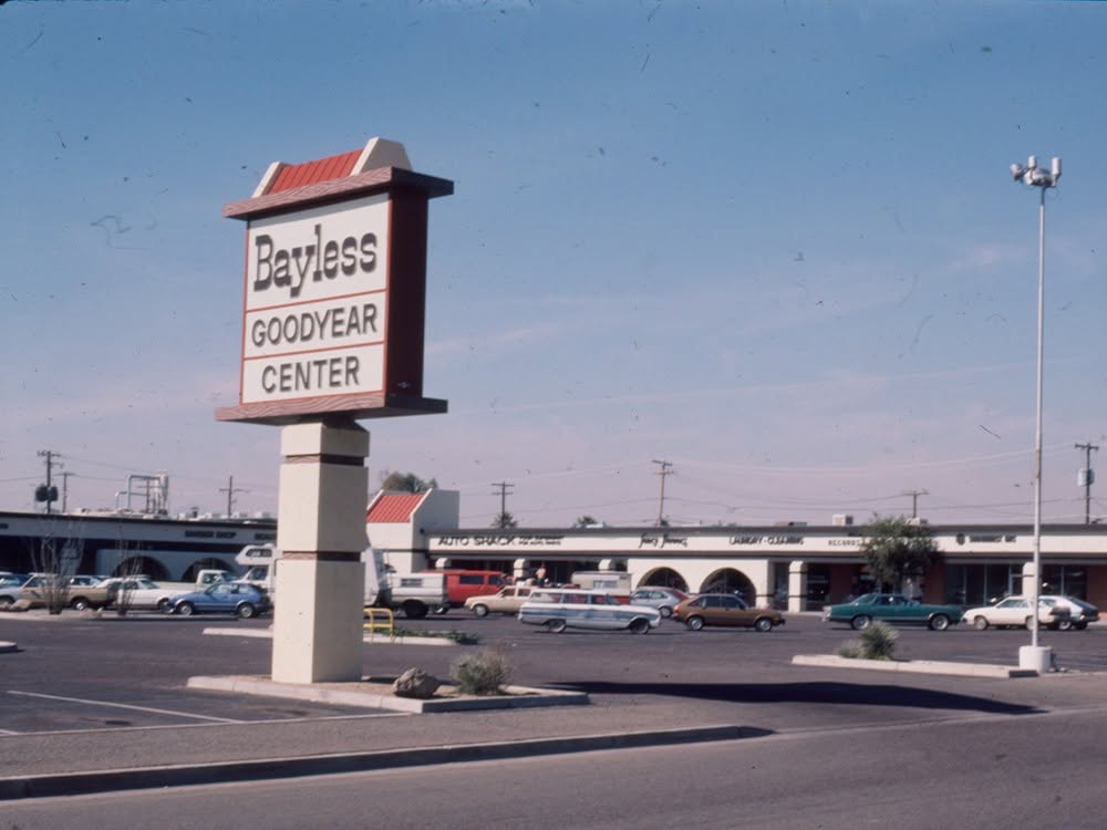 GoodyearAZGov's tweet photo. A Goodyear throwback! 👀

The Bayless Shopping Center at Litchfield Rd. and Western Ave. opened in 1958 as Arizona’s first air-conditioned mall.

Who remembers shopping here?

#TBT #GoodyearAZ https://t.co/jxiMN8Vy7i