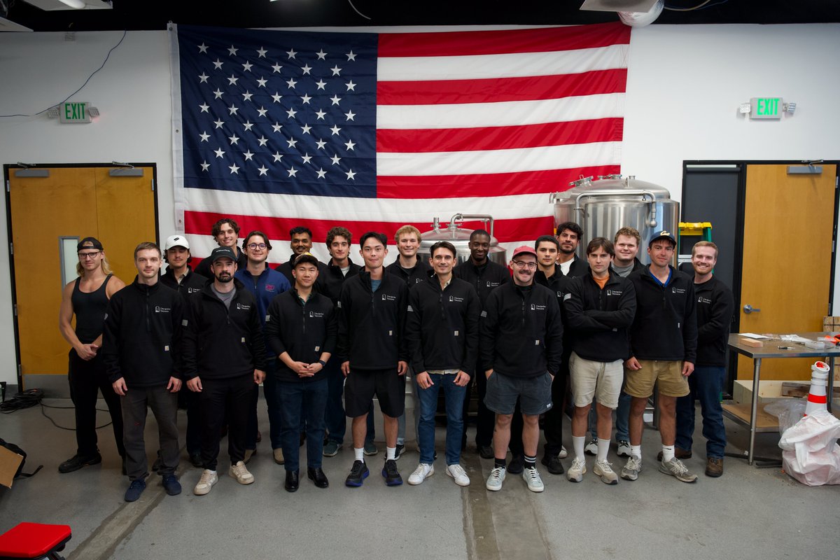 jakobdiepen's tweet photo. The @DiscipulusVent Fall Cohort just wrapped up in Gundo. 🇺🇸

Joined by @isaiah_p_taylor, @shaunmmaguire, @ADoricko &amp; more throughout the week.

9 hardtech teams building for the American Interest. Companies below 🧵👇 https://t.co/772O7j0RWb
