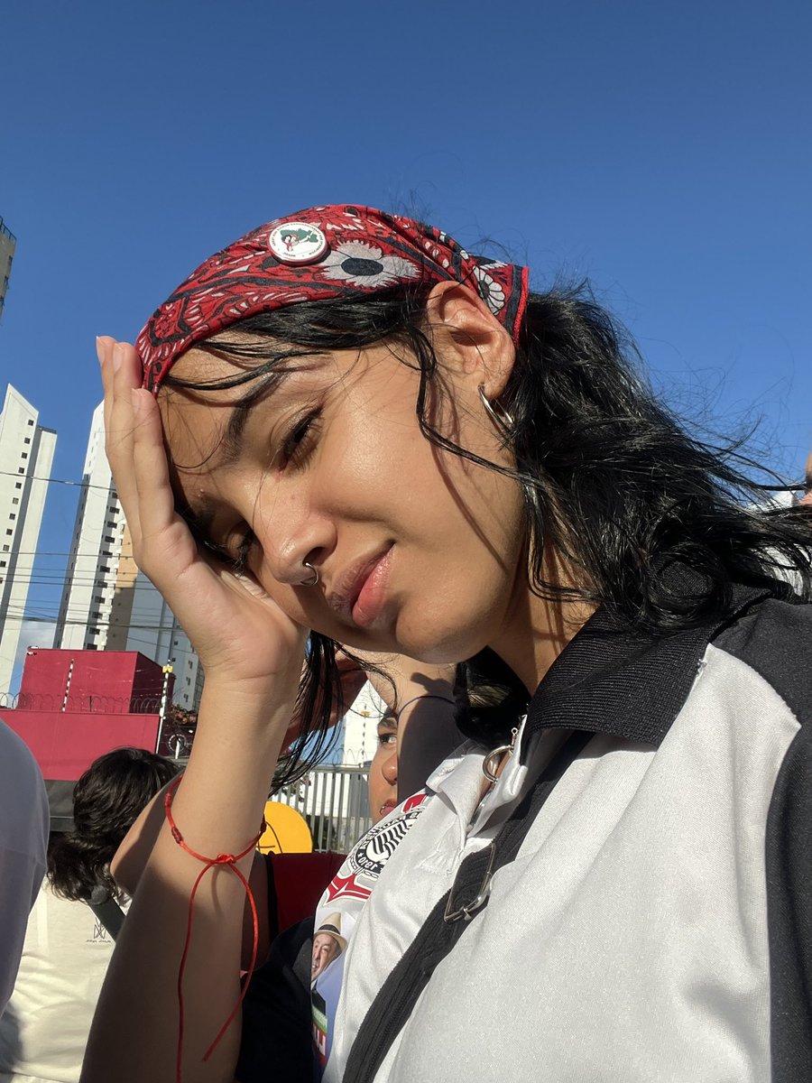 brisaina's tweet photo. e tá podendo baiana sim https://t.co/n0Z3pn5c0t