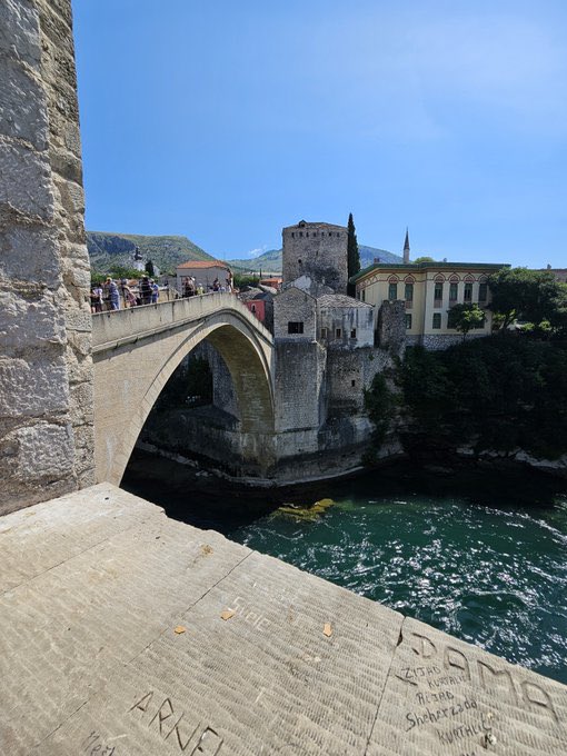 tojetoturska's tweet photo. • Yaşam Tüneli, Sarajevo
• Mostar Köprüsü, Mostar
• Şehir Kahyası Köprüsü, Sarajevo

• Bosna Hersek 🇧🇦

📸 @ahmet_m_ozcan https://t.co/85wic11Nxp
