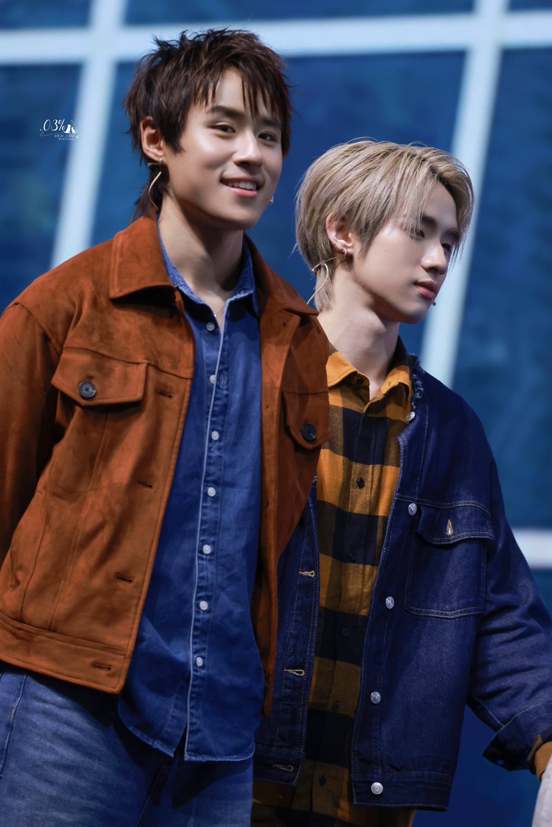 1620_03NH's tweet photo. 261008

WOLFIE BROS ON STAGE
#GMMTVLiveHouse

@nnutdan
@hongshihoshi03 

#nnutdan 
#hongshihoshi 
#LYKN https://t.co/xXX55EDtxY