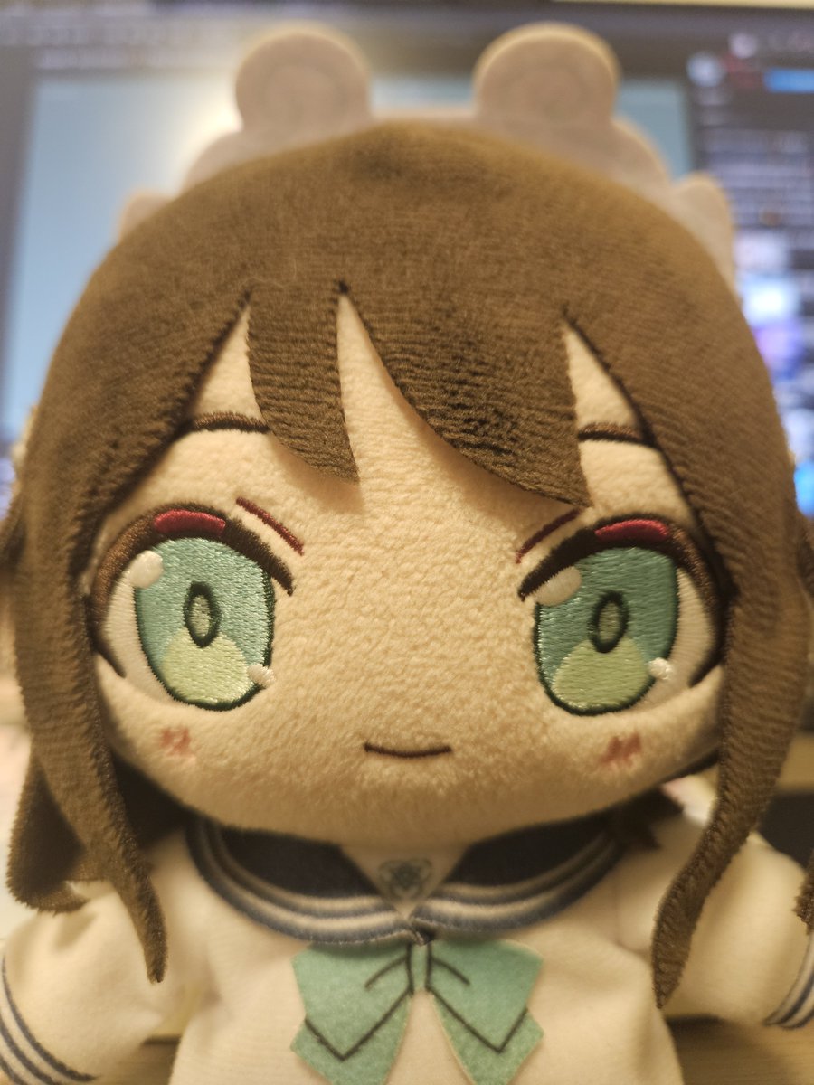 NatariLunar's tweet photo. First to blink loses👀 #BlueArchive https://t.co/JISamDhSg9