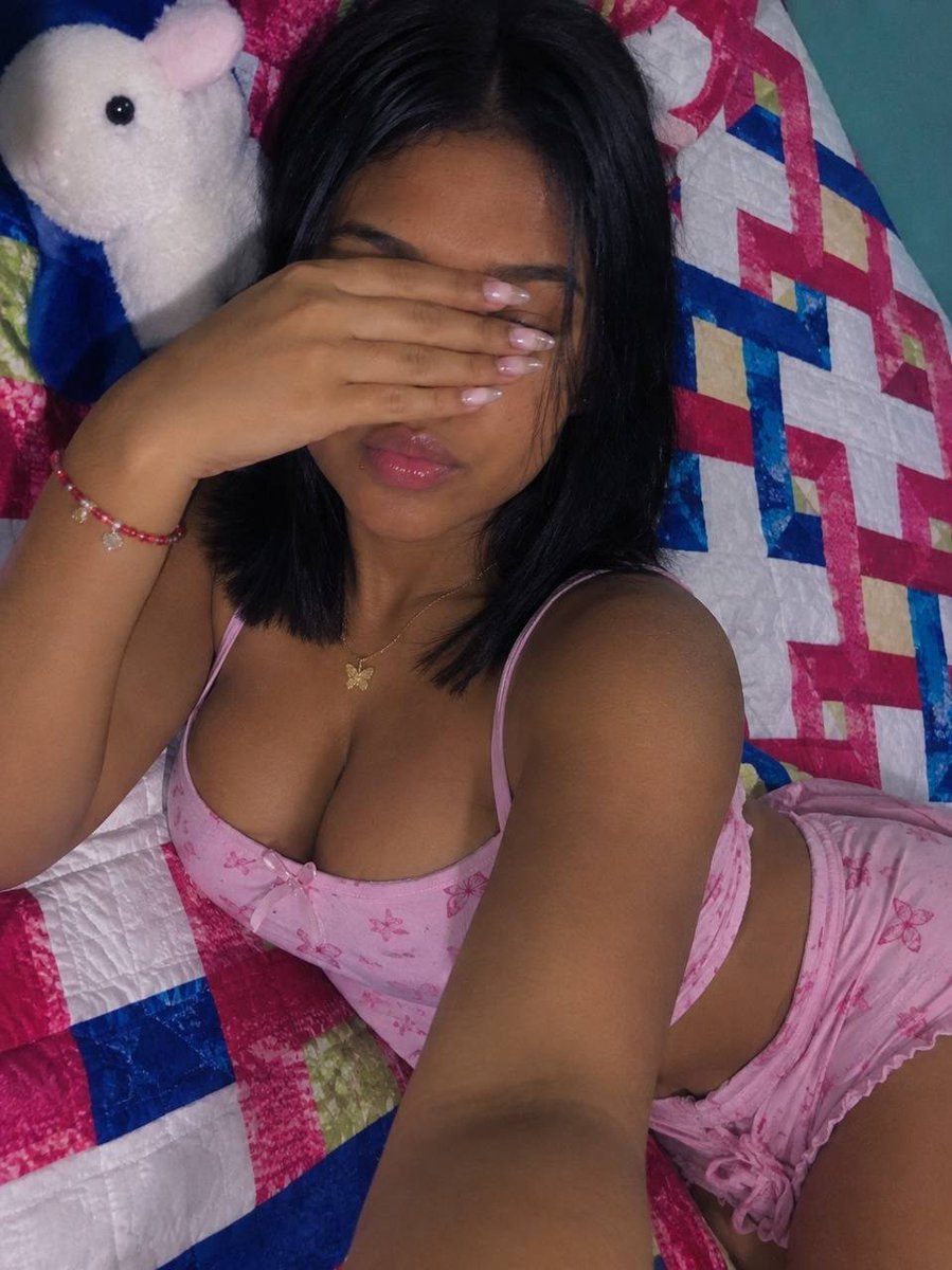 danajayafdo's tweet photo. Sexy girl https://t.co/508NIfMAOJ