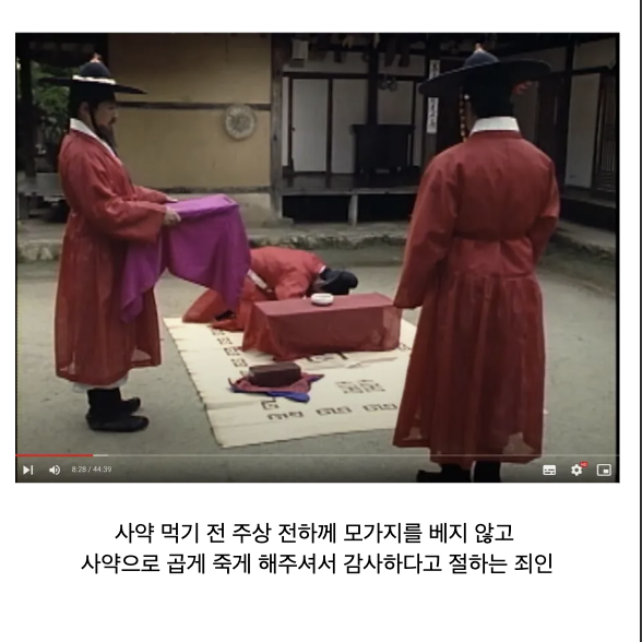 laterinfo_'s tweet photo. 아 기숙사에서 소주 먹었는데 바닥 개뜨거워서 한 10분만에 취하고 그날 최악의 숙취를 경험한 기억이 떠올라.. https://t.co/R8vd6y6ooD