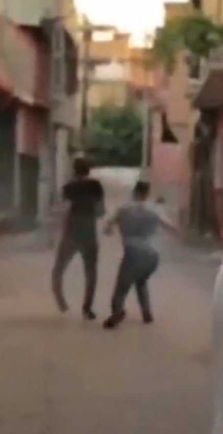 KomutanMbappe01's tweet photo. Yolda yürürken bacak kendini boşa alınca https://t.co/fiB4oOJ8fH