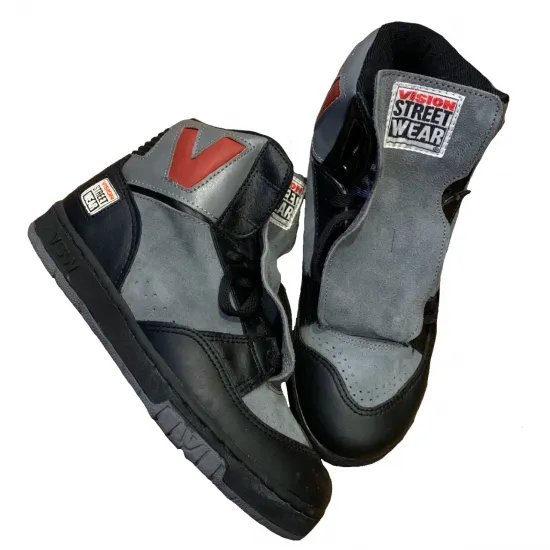 TWlTTERUS3RNAME's tweet photo. Need to get my hands on these bad boys https://t.co/L8afZkn1pi