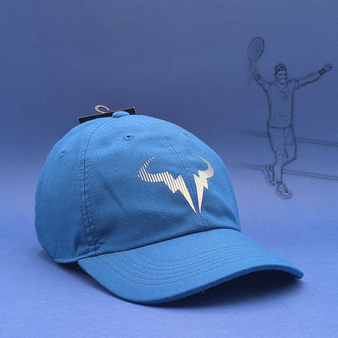 rafanadalhats's tweet photo. Rafa’s China Open story began and ended with titles: Beijing champion in 2005 and 2017. Nine years ago today, he lifted the trophy for the final time. We’re marking the anniversary with the headpiece from that memorable 2017 ensemble 💙 https://t.co/cMtVhfLi23