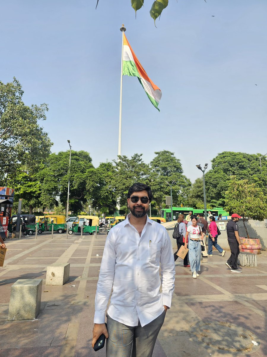 sourabhsahuofc's tweet photo. Visited AICC Headquarter Indira Bhawan during my professional visit to delhi…
#feelinghappy #goodvibes #Congress
@INCIndia https://t.co/0ApXqBBLsg