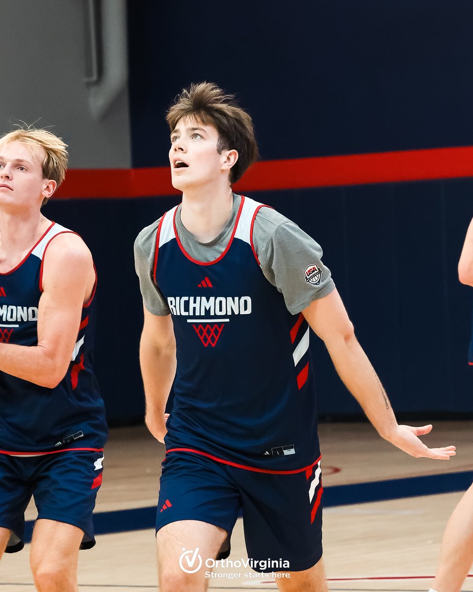 SpiderMBB's tweet photo. Rep after rep 🔁

#OneRichmond | #OVStrongerStartsHere https://t.co/p4N6BUqR7Q