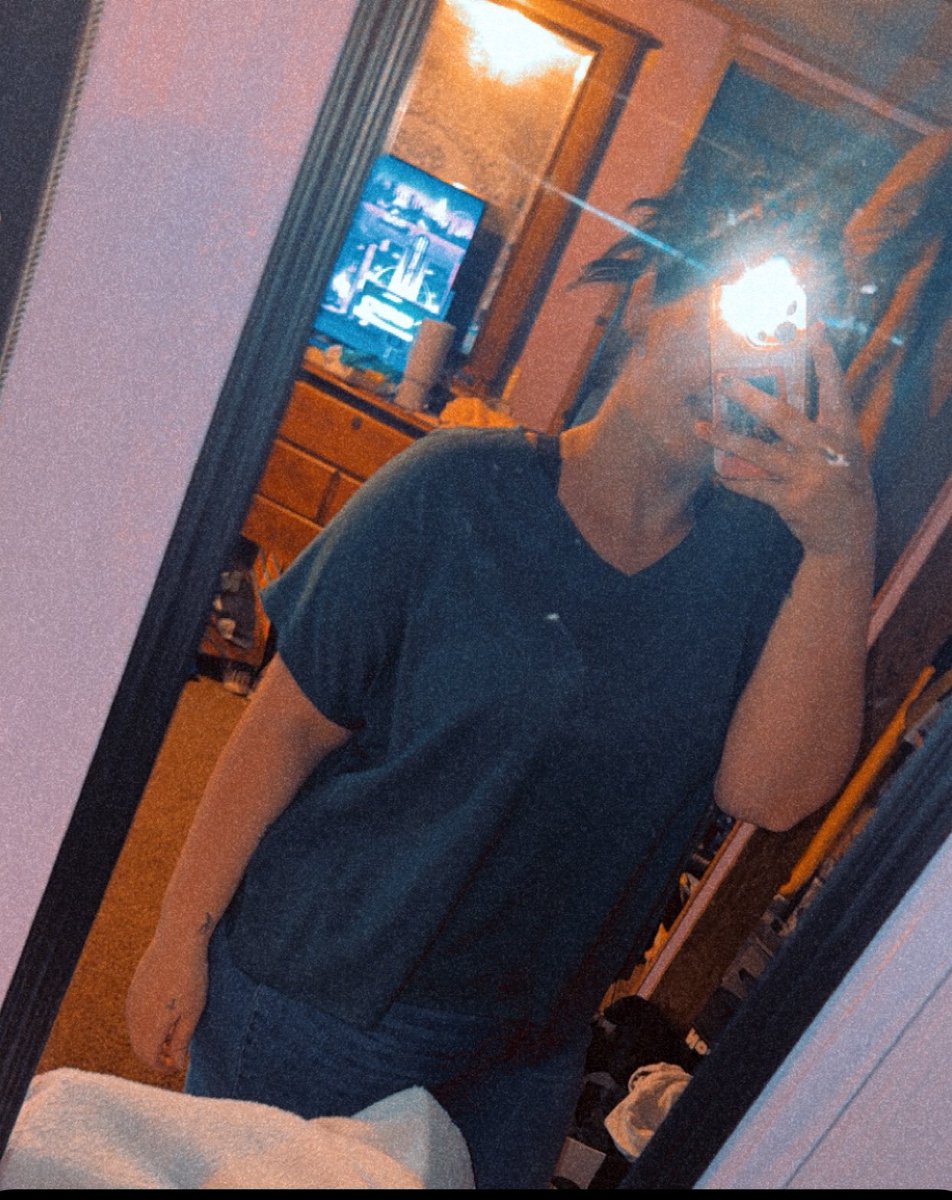 SpoiledBax's tweet photo. The right man doesn’t make you feel like you’re competing with every woman he encounters.🙂‍↕️🤷🏻‍♀️ https://t.co/PeWrSqyE8z