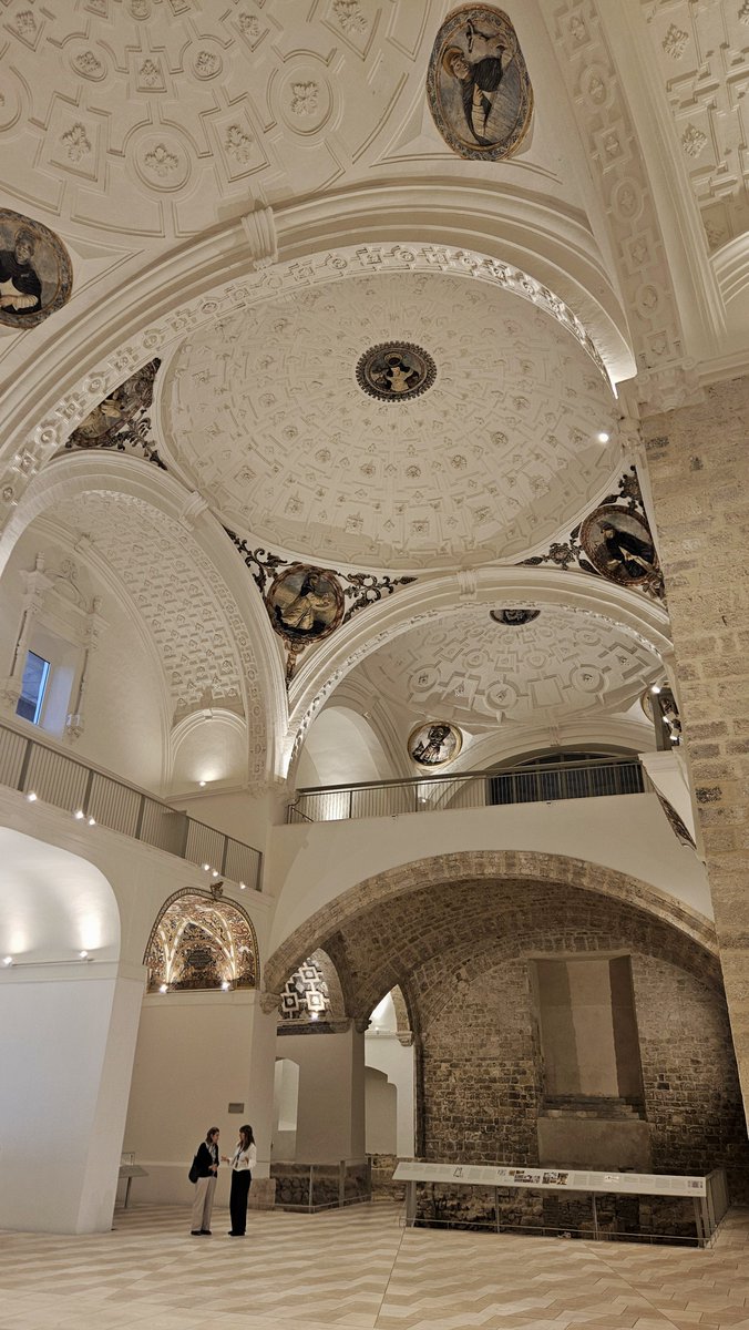 antoine_alcala's tweet photo. Más de 50 años abandonada y olvidada por las instituciones. Por fin la Iglesia de Santa Catalina vuelve a llenarse de luz. Cuidar nuestro patrimonio no debería ser una excepción, pero ahora toca alegrarse por este rincón de Jaén que vuelve a abrir sus puertas. ✨️ https://t.co/HEVXmlR0hl