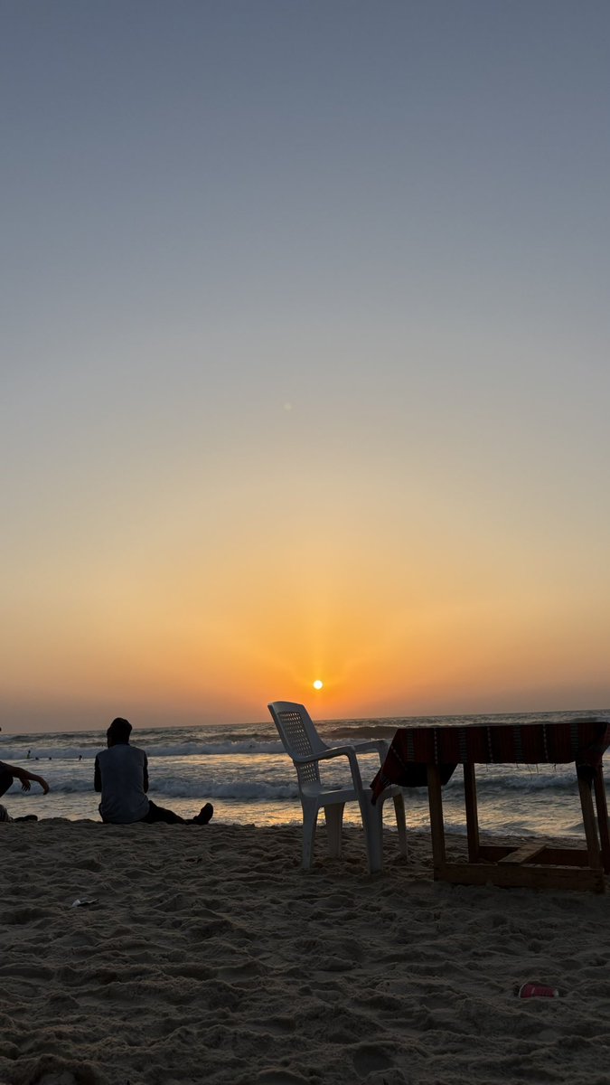 Diaa0829004538's tweet photo. The beach of the Gaza sunset๐ต๐ธ
Please help me get food ๐๐ต๐ธ
https://t.co/Z29sPgAmxZ
#gaza #PalestineWillBeFree #PalestineWillBeFree #HelpOrdinaryPeople ๐ต๐ธ๐ต๐ธ๐ https://t.co/Odq6b9bu3d