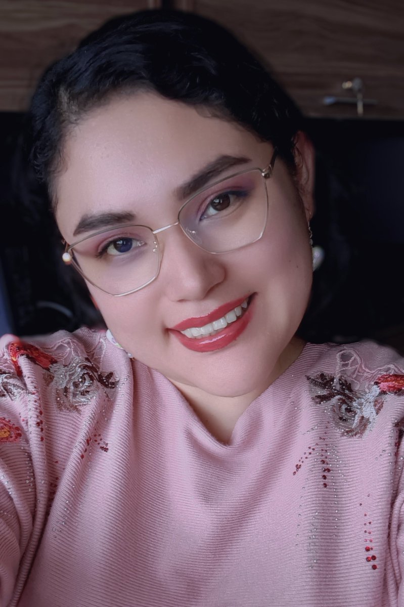 aquijulii's tweet photo. Sigues siendo ese pedacito de cielo que quiero tocar, con tan dulce mirada y sonrisa de ensueño que me da la felicidad 🌸🩷

#BuenosDíasATodos 
#sigueme
#SiguemeYTeSigo https://t.co/ah6Pubbcod