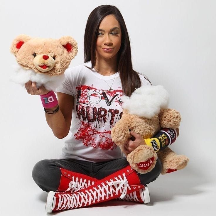 MorgyNewEra's tweet photo. DAY 36 OF POSTING AJ LEE UNTIL SHE RETURNS 🕸🩷 https://t.co/fHM0A2Bfi6