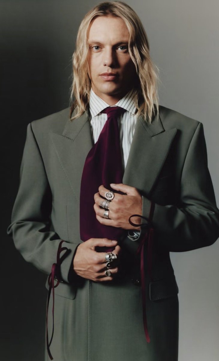 bowerjamiebr's tweet photo. Jamie em novas fotos para a edição de outubro da Glass Magazine. https://t.co/bg06fAkom9