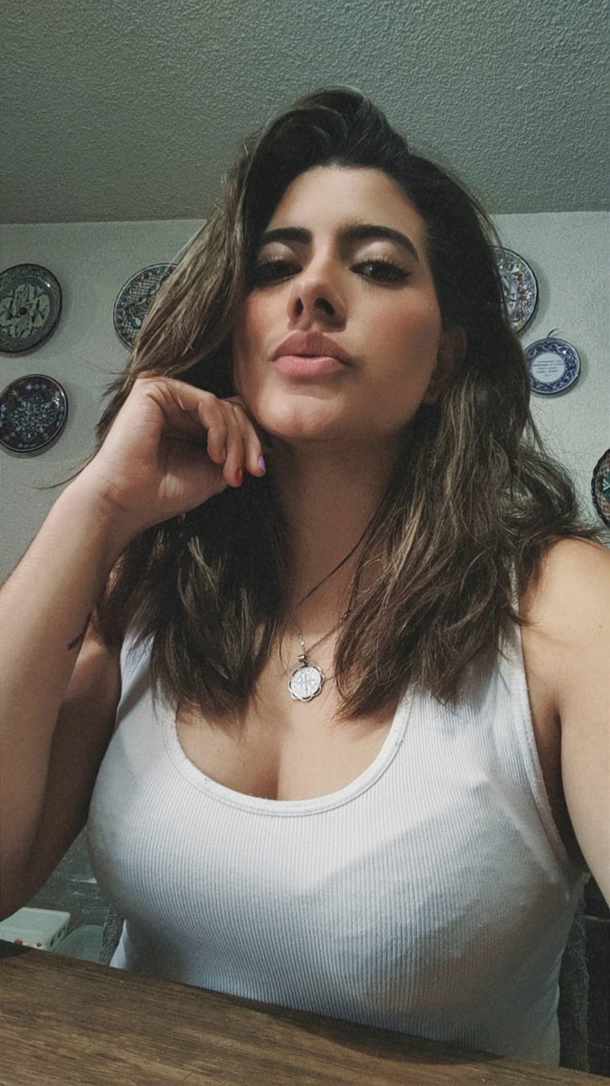 SeductorasTV's tweet photo. 👠La jefa!! de jefas!!
Seductora: @SandyV_Seduc_Tm #DirectoraEjecutiva
#SeductoraEmpresaria #SeductoraEmpoderada

#TotalmenteSeductora #Seductoras #EllaEsSeductora #MujerSeductora #NalgonaSeductora #SoySeductora #Seduccion #Seduceme #EllaEsSeductora https://t.co/19rma3VhUC