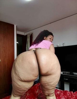 AllMyCurves_'s tweet photo. Is my ass fat 👀🍑 #bbw https://t.co/RCEwAYW0Sj