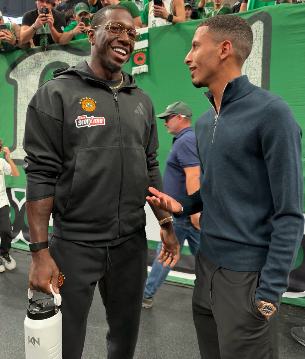 Paobcgr's tweet photo. No caption needed ☘️

#WeTheGreens #paobcaktor #FeelEveryMoment https://t.co/bHxC6b7rDP