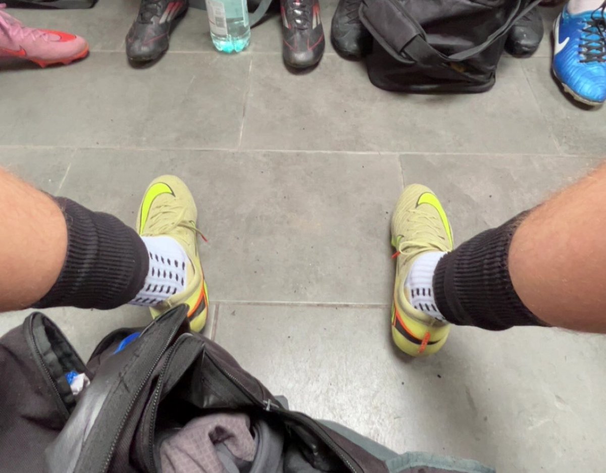 Masterek2271's tweet photo. jaki cwel ma bliczka na teraz za stópki
nie masz-nie pisz
#master #moneymaster #mastermoney #blik #feet #stopy #stopki https://t.co/ibhxWIkNTo
