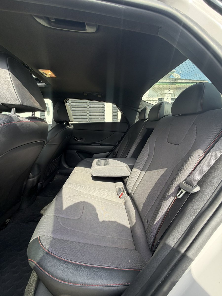 stefanBADDEST's tweet photo. 2021 Hyundai Elantra N Line ¢215,000
Keyless Entry/Start
Sunroof
Fabric seats
Wireless charging pad
Rear view camera
Blindspot monitors 
Hyundai SmartSense
Call/WhatsApp 0508318086 if interested https://t.co/yaS7pj7fwO