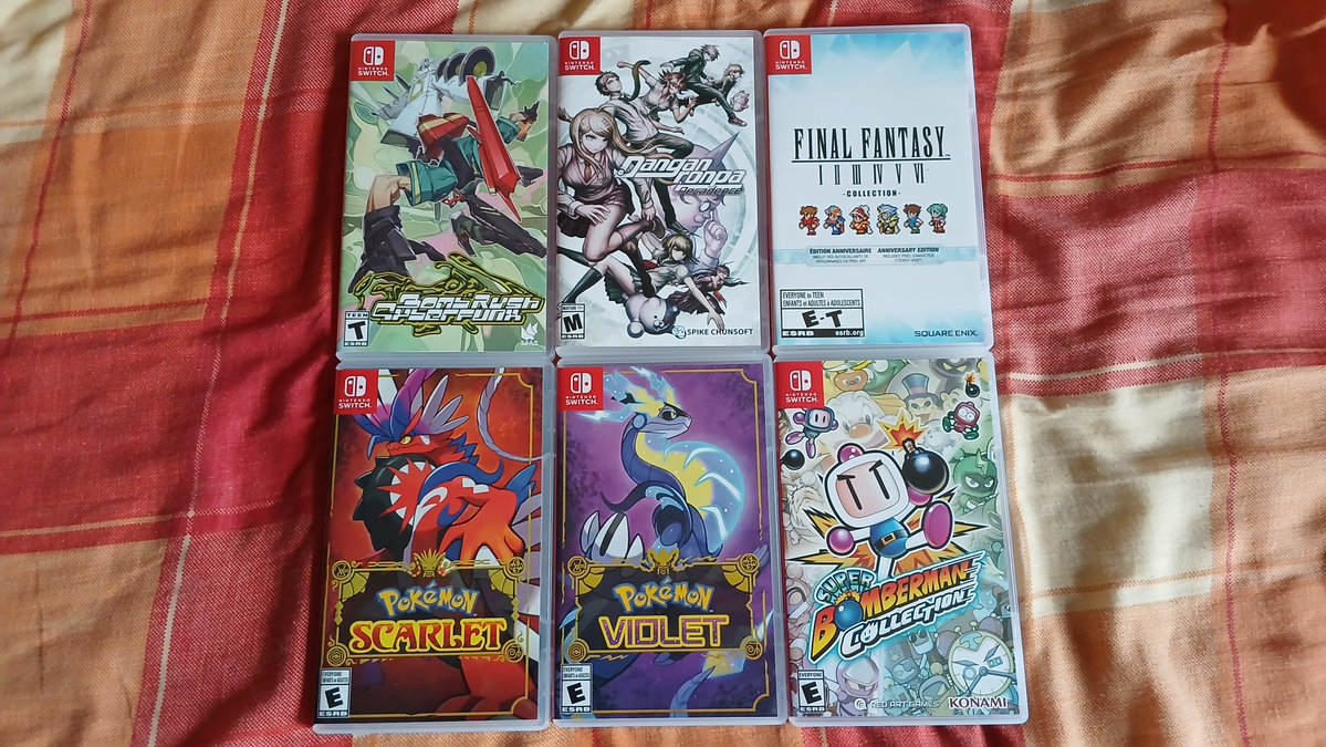 RedDragonTony's tweet photo. My pickups for September. A bit lighter than in the summer, but at least I got some cool finds.
#Pickups #NintendoSwitch #PokemonScarlet #PokemonViolet #FinalFantasy https://t.co/xqEg7qr4Y0