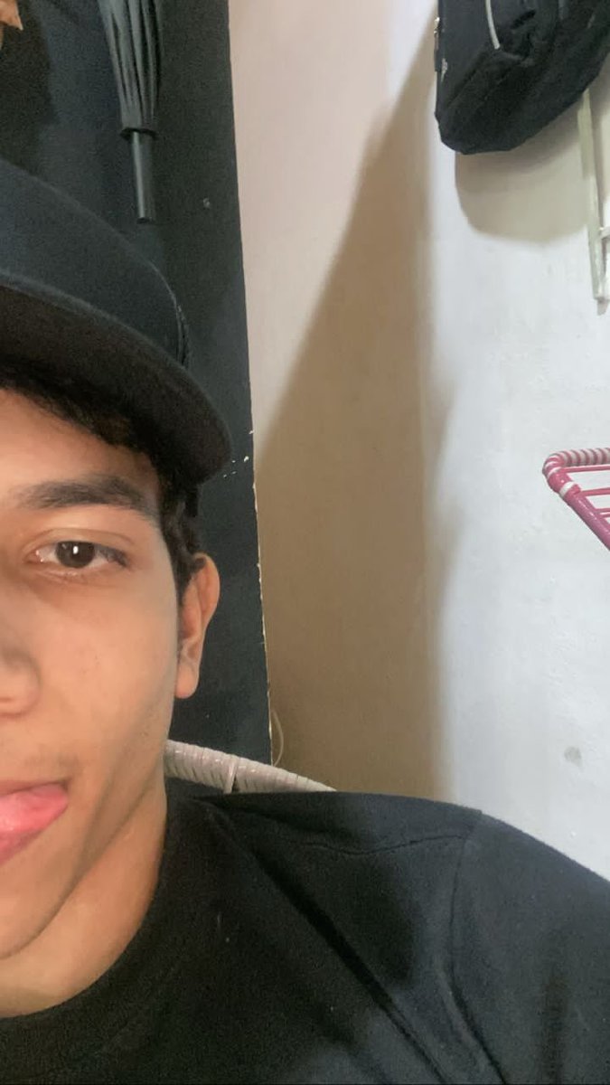 userlock12's tweet photo. Chudai
#HeteroEngañado #hetero #Acarigua https://t.co/zMHyXE57j4