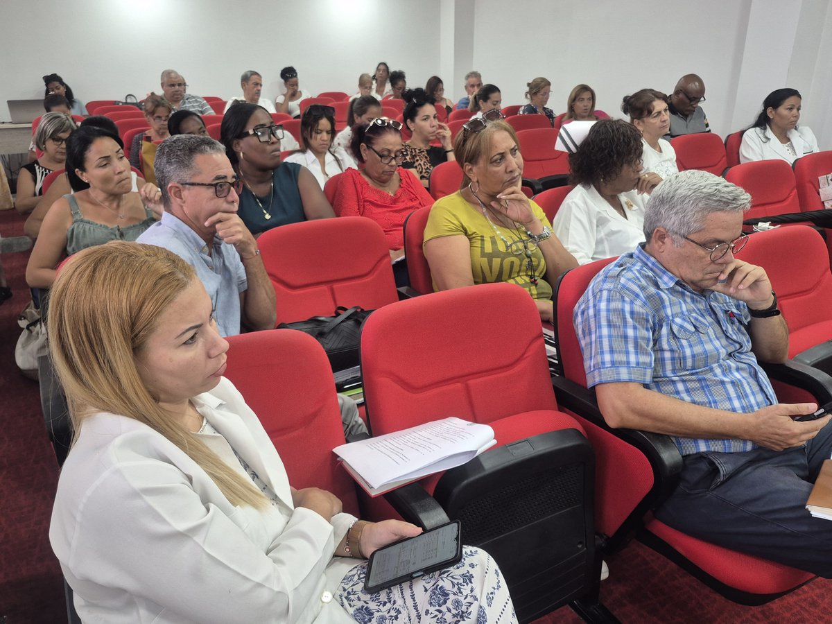 DPSHabana's tweet photo. Evaluamos los indicadores del PAMI junto a directores municipales y de hospitales maternos infantiles. Una jornada de trabajo enfocada en analizar resultados y fortalecer las estrategias para garantizar una atención de excelencia a nuestras madres y niños. 📊👶 #LaHabanaEsSalud https://t.co/EnZvXWPlgr