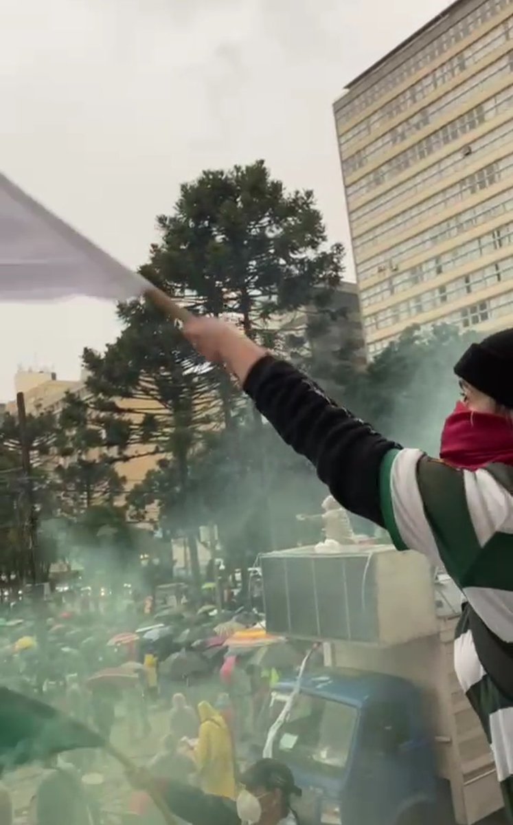 munamunaretto's tweet photo. sempre fui e sempre serei resistência! pau no cu de facho https://t.co/b5nDa5B1I8