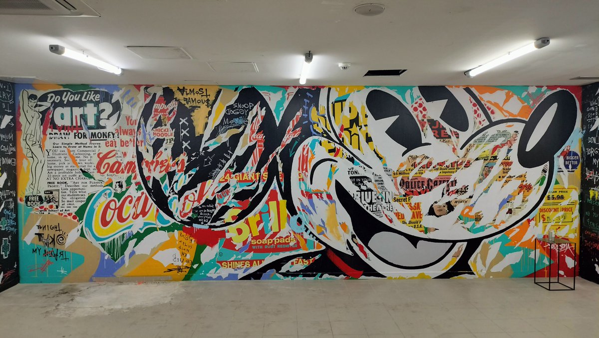 oungawa's tweet photo. #Mickey #Disney #CabaretDuChatNoir #DenfertRochereau #expo #streetart #popart #portrait #fresque #streetart #arturbain #urbanart #arteurbana #arteurbano #artedecalle #callero #callejero #muralart #muralismo #murale #wallart #wallpainting #graffiti #spraypaint #funny #cute #enjoy https://t.co/DDHwEFcE10