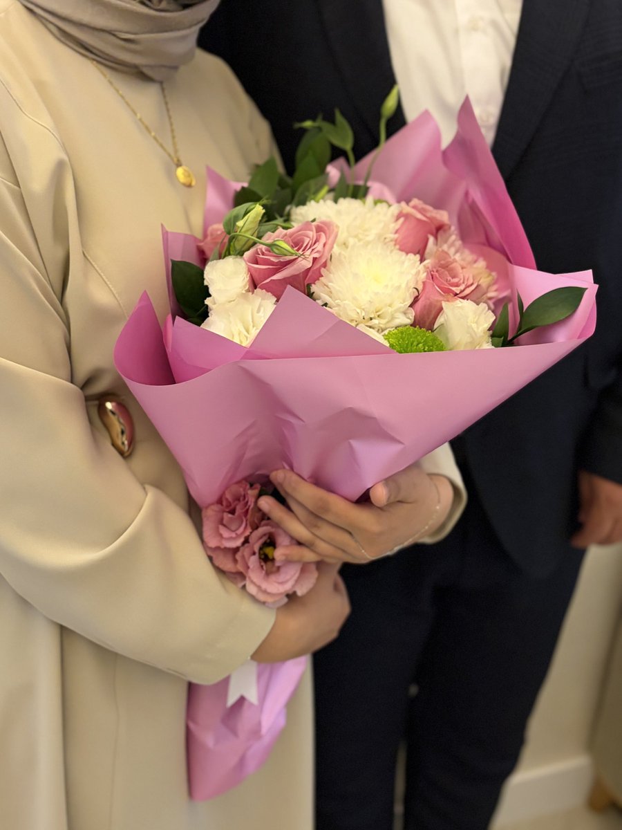 ssummeyra's tweet photo. aile tanışmasında mutfakta çekilen o fotoğraf.. 🫠🤍🌸 https://t.co/sy5xhSRHXr