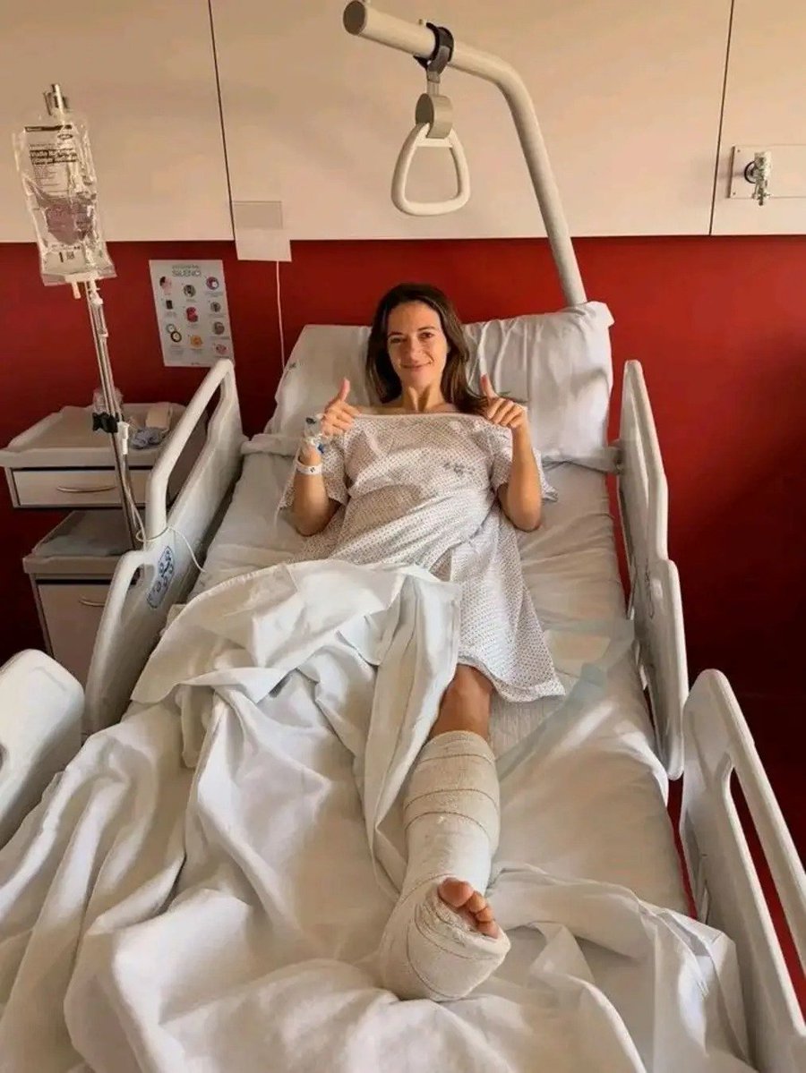 _midwicket's tweet photo. Breakups hurt but have you ever watched your favorite player go through a relentless recovery after a devastating injury one that happened right in the middle of her generational run and took her away from the game for almost a year? https://t.co/ZEVFJt1dT7