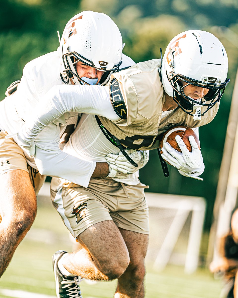 LehighFootball's tweet photo. 𝘽𝙮𝙚 𝙬𝙚𝙚𝙠 𝙒𝙊𝙍𝙆.

#TheNest https://t.co/wB9OoWeb5L